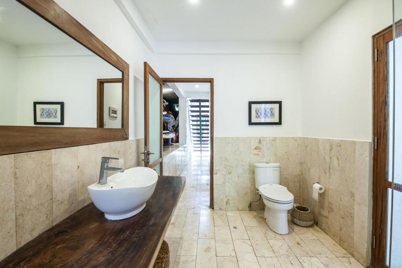 Villa Gmb Beach House Улувату Екстер'єр фото