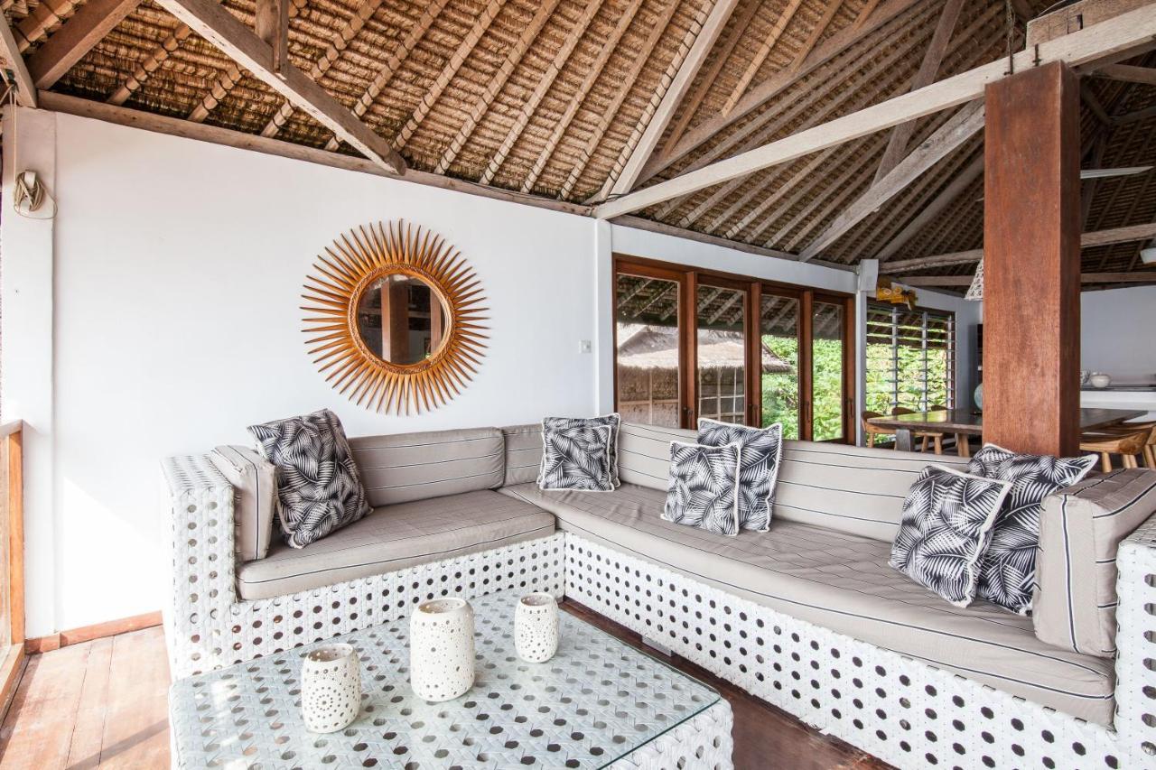 Villa Gmb Beach House Улувату Екстер'єр фото