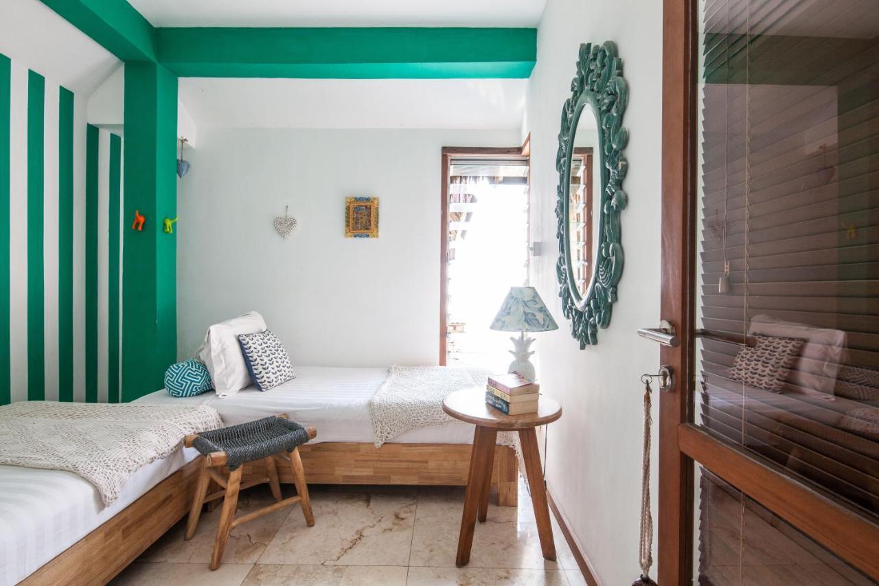 Villa Gmb Beach House Улувату Екстер'єр фото